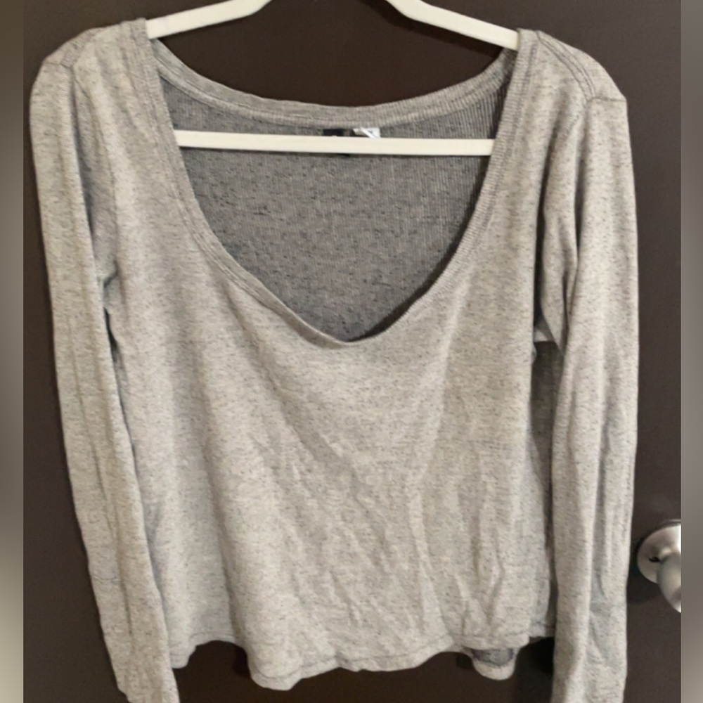 Urban outfitters gray scoop neck long sleeved top